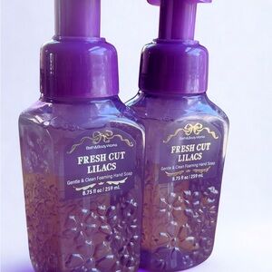 Bath & Body Works Fresh Cut Lilacs Foaming Hand Soap Set of 2
